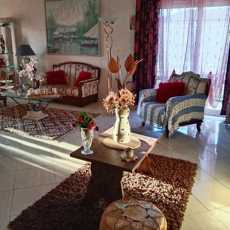 Les Espaces De Furiani Esterno foto